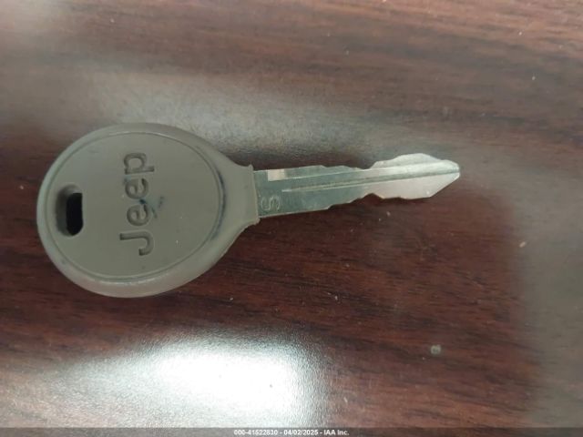 1C4NJPBA5HD209935 Jeep Patriot Sport Fwd