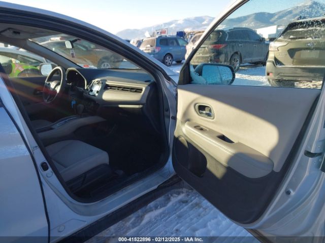 3CZRU6H32GM732807 Honda HR-V LX