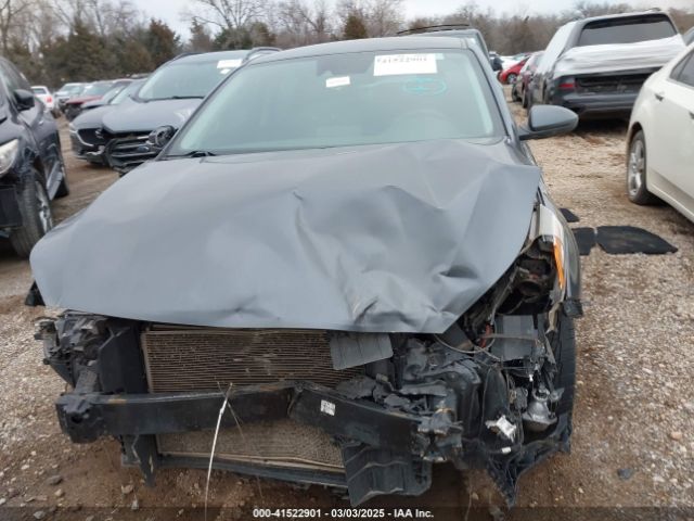 3KPF24AD1LE235953 KIA Forte Lxs
