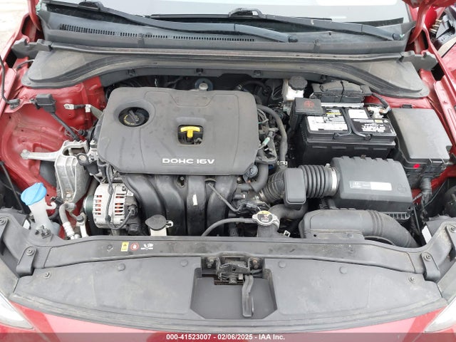 5NPD74LF0JH280012 Hyundai ELANTRA SE