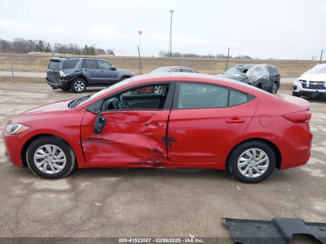 5NPD74LF0JH280012 Hyundai ELANTRA SE