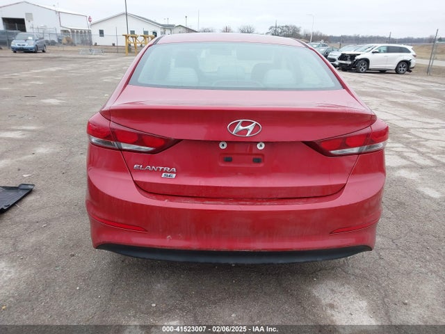 5NPD74LF0JH280012 Hyundai ELANTRA SE