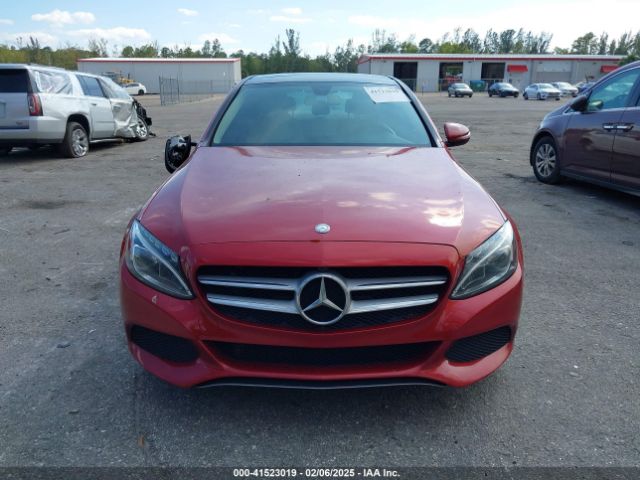 55SWF4JB1HU185459 Mercedes-Benz C 300 Luxury/sport