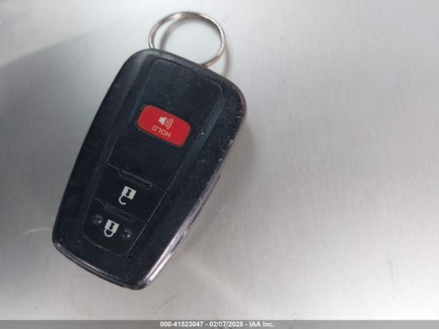 JTMW1RFV4KD038843 Toyota Rav4 Xle