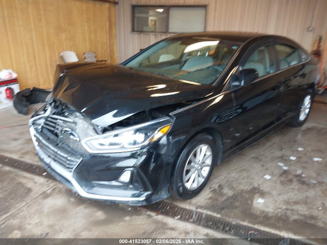 Hyundai SONATA SE 2019 5NPE24AF5KH819599 Image 2