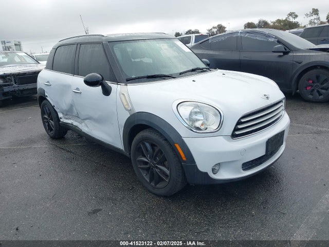 2011 MINI COOPER COUNTRYMAN WMWZB3C54BWM00926 Photo 0