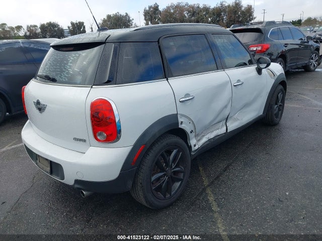 2011 MINI COOPER COUNTRYMAN WMWZB3C54BWM00926 Photo 3