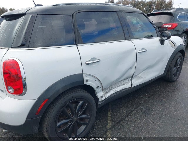 2011 MINI COOPER COUNTRYMAN WMWZB3C54BWM00926 Photo 5