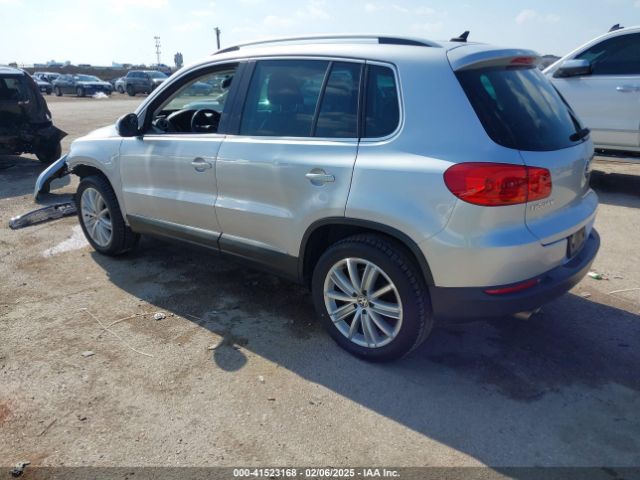 2013 VOLKSWAGEN TIGUAN WVGAV7AX4DW545658 Photo 2