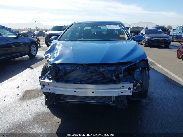 4T1G11AKXRU206042 Toyota CAMRY SE