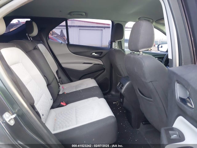 Chevrolet EQUINOX LS 2018 2GNAXHEV0J6317747 Image 8