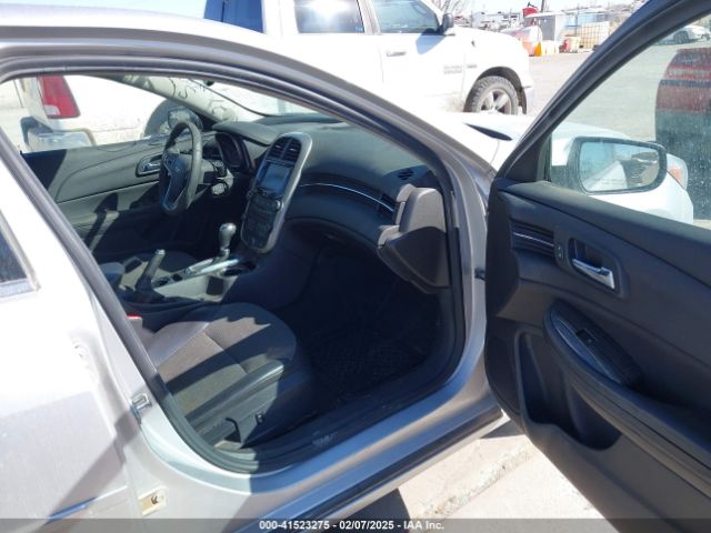 1G11C5SL4FU149828 Chevrolet MALIBU 1LT