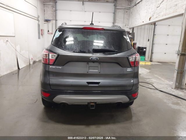 1FMCU9HD2JUB14892 Ford ESCAPE SEL