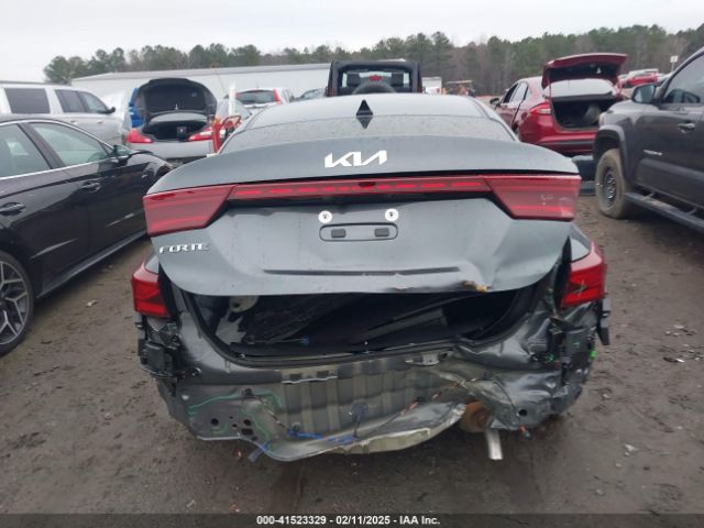 3KPF24AD3RE758948 KIA Forte Lxs