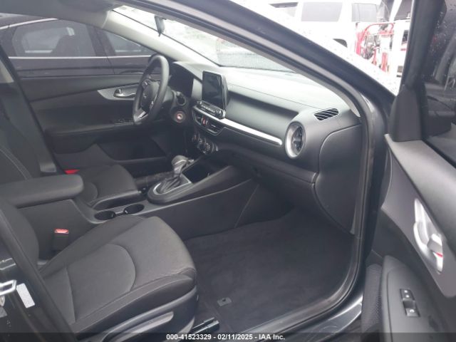 3KPF24AD3RE758948 KIA Forte Lxs