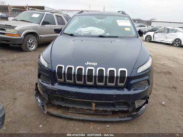1C4PJLAB5FW616912 Jeep Cherokee Sport