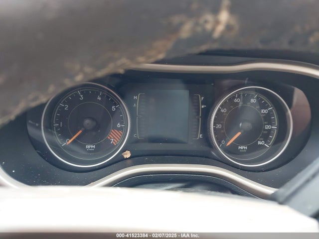 1C4PJLAB5FW616912 Jeep Cherokee Sport