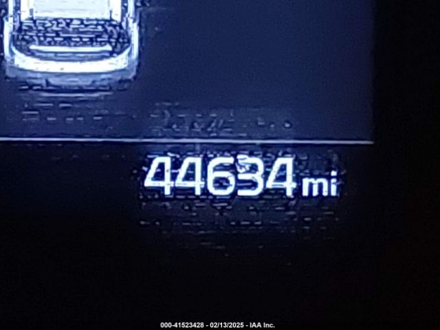 KNDJ23AU1M7129377 KIA Soul X-line