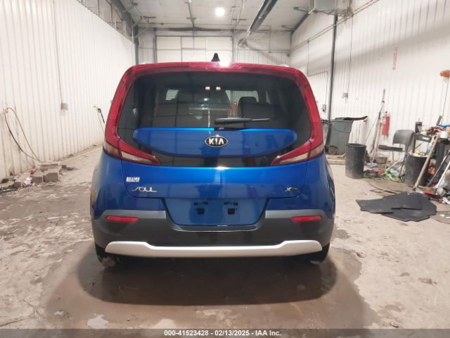 KNDJ23AU1M7129377 KIA Soul X-line