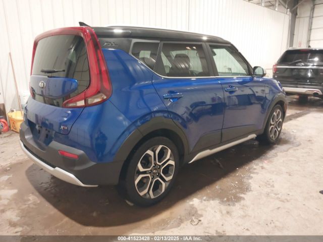 KNDJ23AU1M7129377 KIA Soul X-line