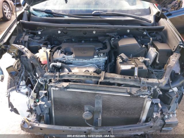 2T3ZFREV0FW166599 Toyota RAV4 LE