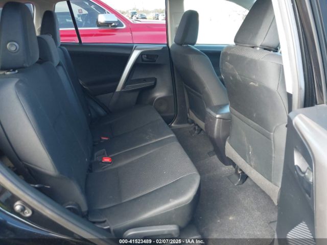 2T3ZFREV0FW166599 Toyota RAV4 LE