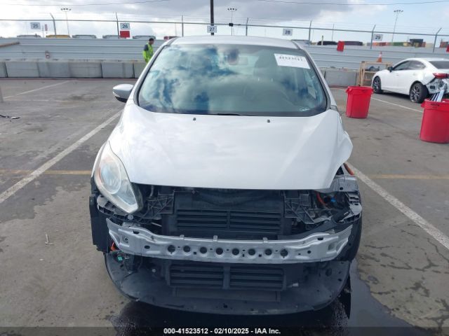 1FADP5CU7EL503979 Ford C-max Energi Sel