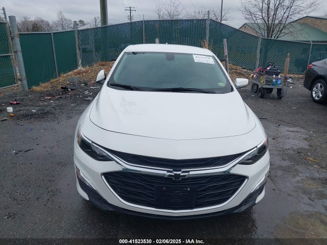 1G1ZG5ST3MF030273 Chevrolet Malibu Fwd Rs