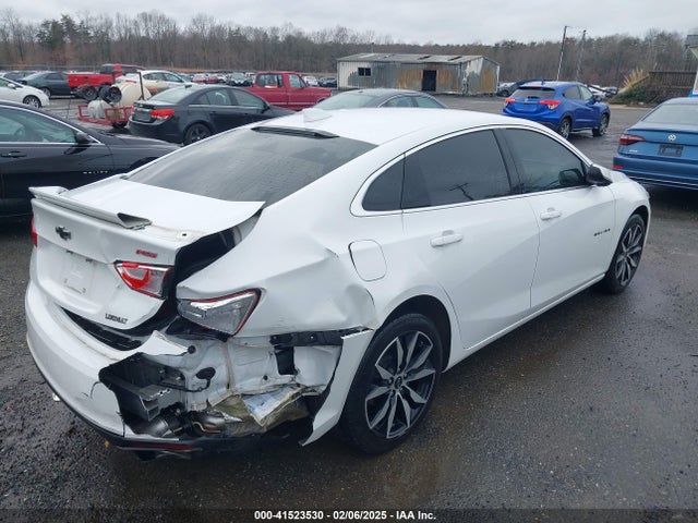 1G1ZG5ST3MF030273 Chevrolet Malibu Fwd Rs