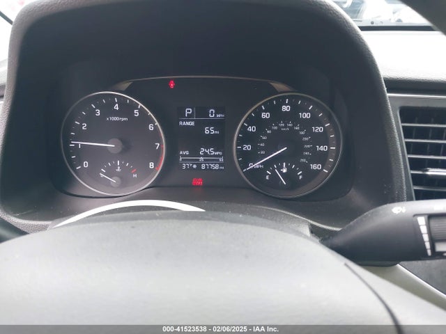 5NPD74LF9JH273138 Hyundai ELANTRA SE