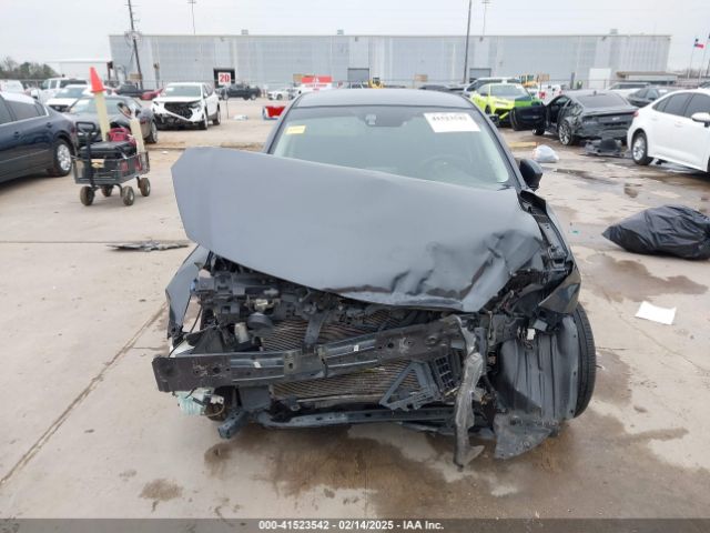 3MYDLBYV6JY304639 Toyota YARIS IA