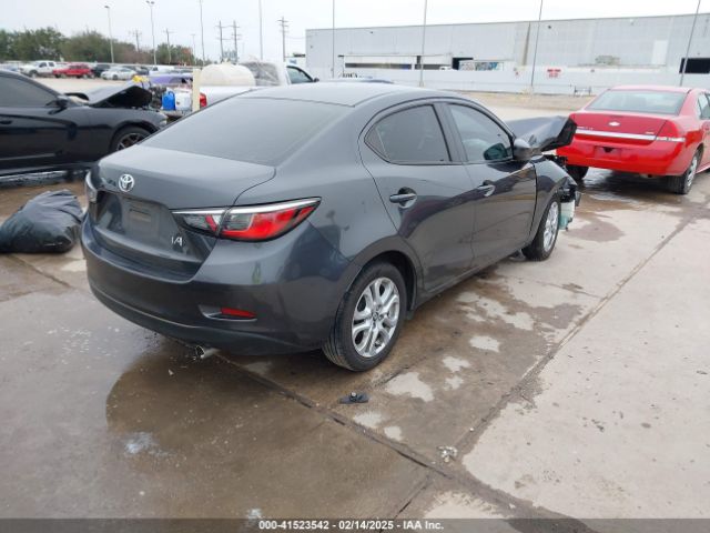 3MYDLBYV6JY304639 Toyota YARIS IA