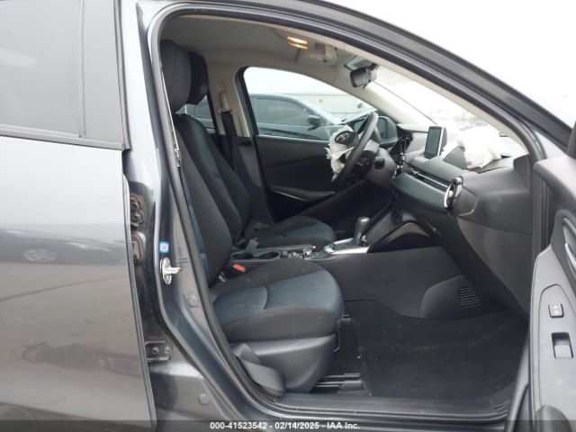 3MYDLBYV6JY304639 Toyota YARIS IA
