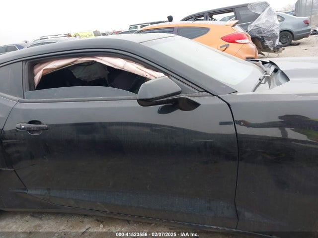 1G1FB1RS1G0123579 Chevrolet Camaro 1lt
