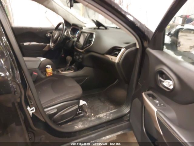 1C4PJMCS0HW608416 Jeep Cherokee North