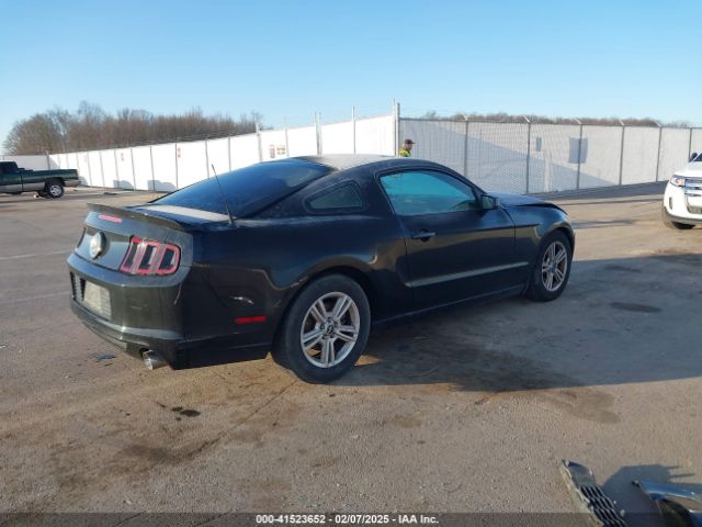 2014 FORD MUSTANG 1ZVBP8AM4E5262440 Photo 3