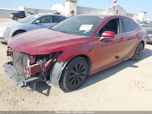 4T1B11HK8JU565670 Toyota CAMRY LE