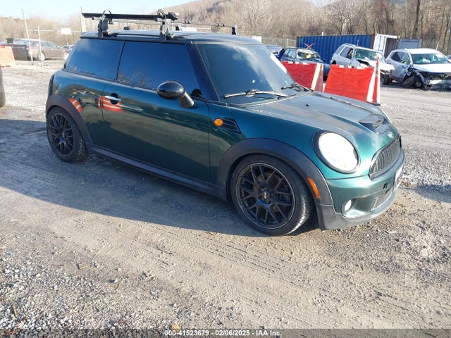 2007 MINI COOPER S WMWMF73577TL89211 Photo 0