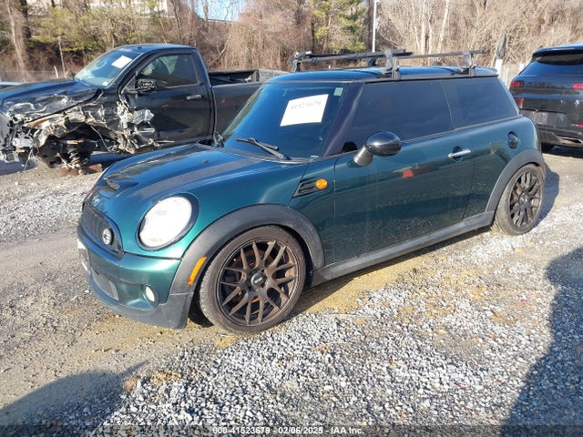 2007 MINI COOPER S WMWMF73577TL89211 Photo 1