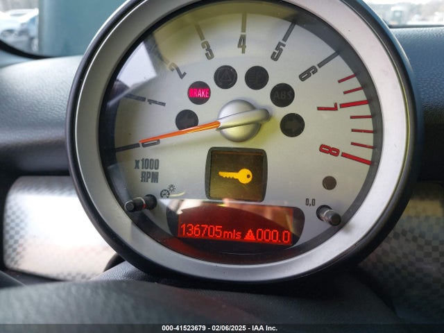 2007 MINI COOPER S WMWMF73577TL89211 Photo 6