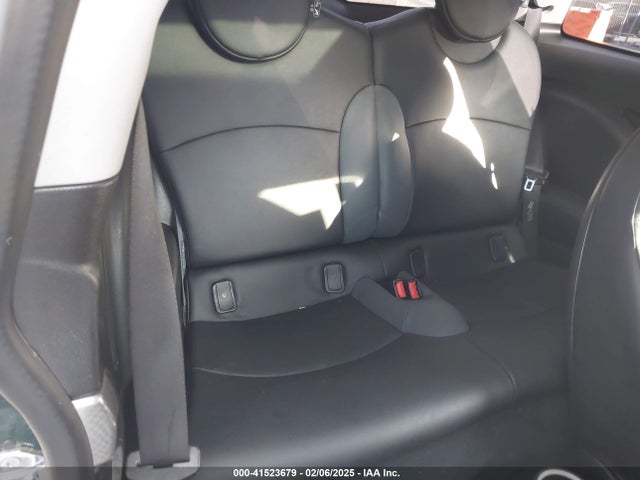 2007 MINI COOPER S WMWMF73577TL89211 Photo 7