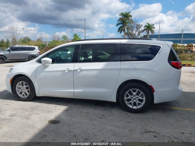2C4RC1BG9NR106619 Chrysler Pacifica Touring L
