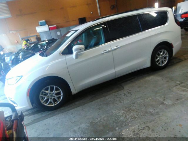 2C4RC1BG9NR106619 Chrysler Pacifica Touring L