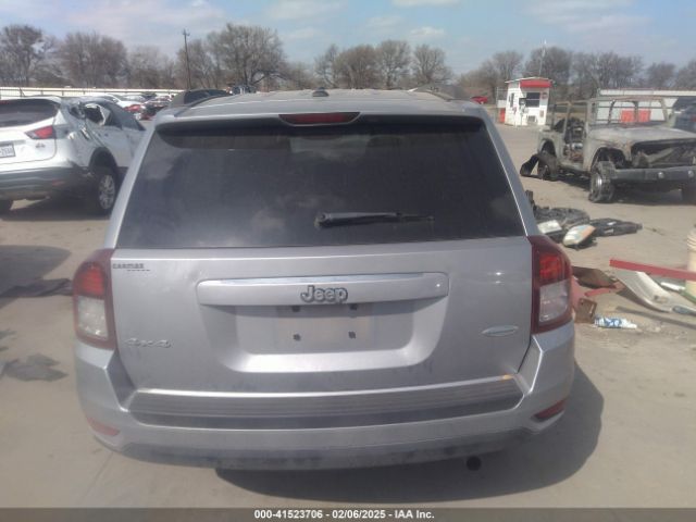 1C4NJDEBXGD594149 Jeep Compass Latitude
