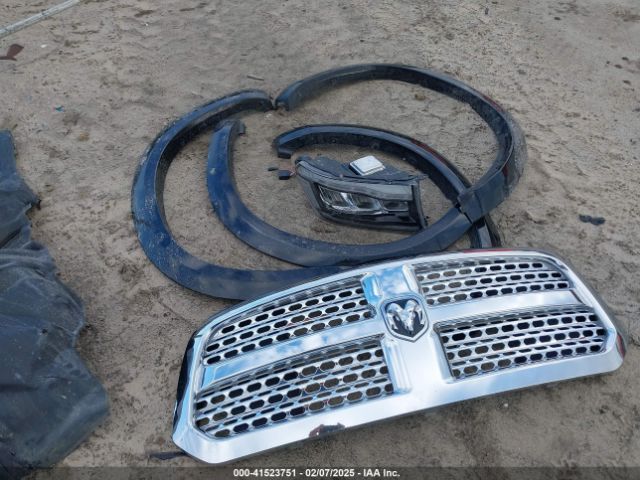 1C6RR6JTXFS750714 RAM 1500 Laramie