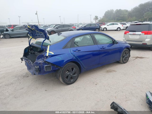 Hyundai ELANTRA SEL 2023 KMHLM4AG0PU591806 Image 4