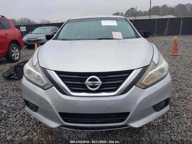 1N4AL3AP1HC115795 Nissan Altima 2.5 Sv