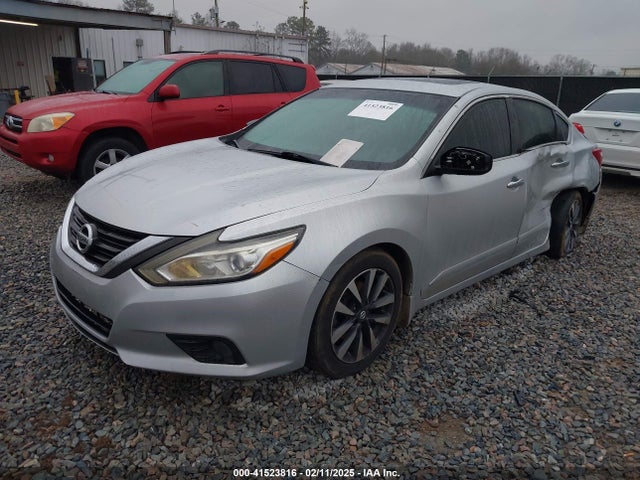 1N4AL3AP1HC115795 Nissan Altima 2.5 Sv