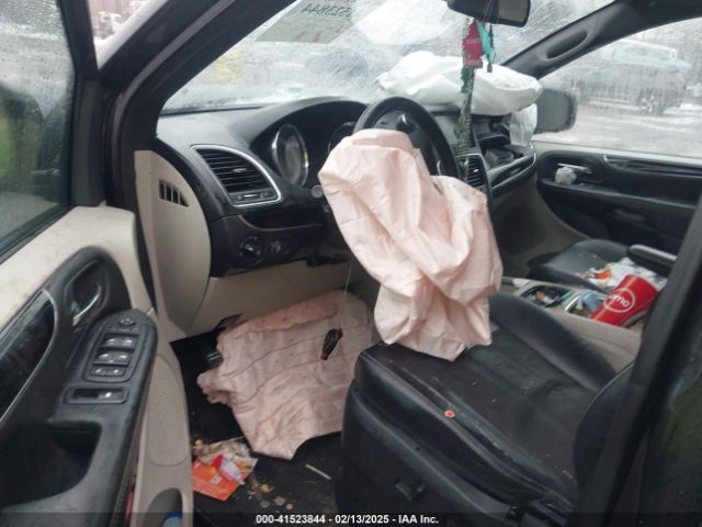 2C4RDGCG6KR695929 Dodge Grand Caravan Sxt