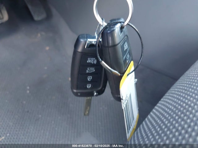 5NPLL4AG7MH017345 Hyundai ELANTRA SE